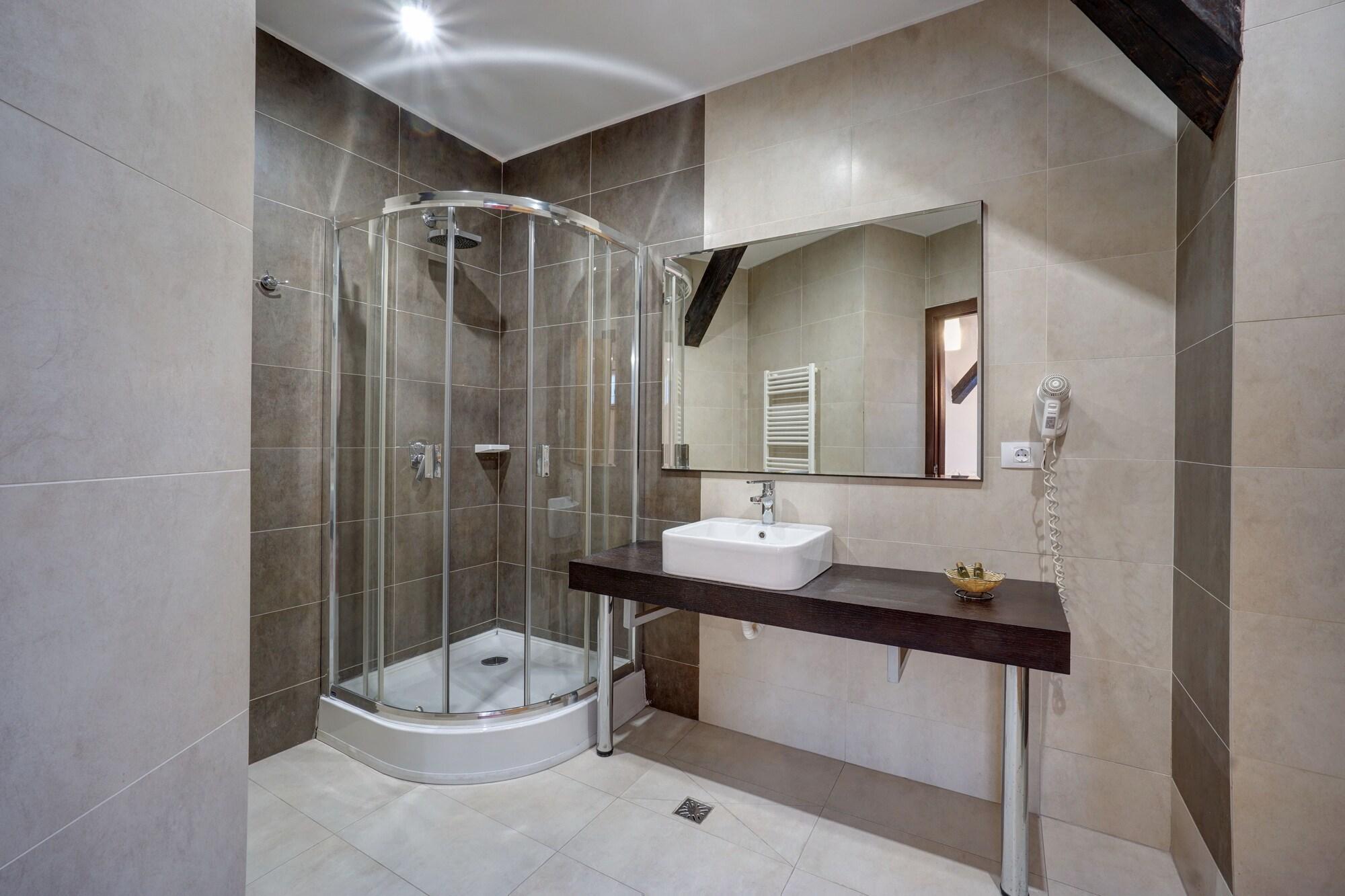 סקלה Hotel Ave Lux מראה חיצוני תמונה