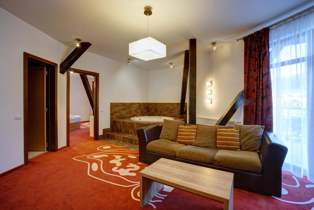 סקלה Hotel Ave Lux מראה חיצוני תמונה